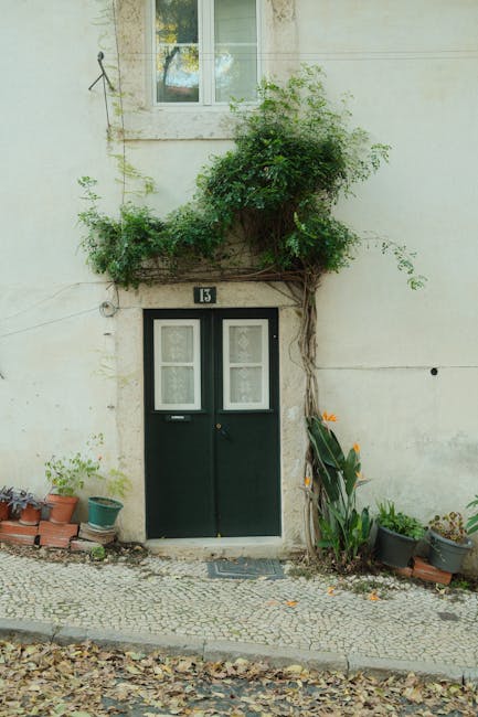 Gateway to secure server hosting